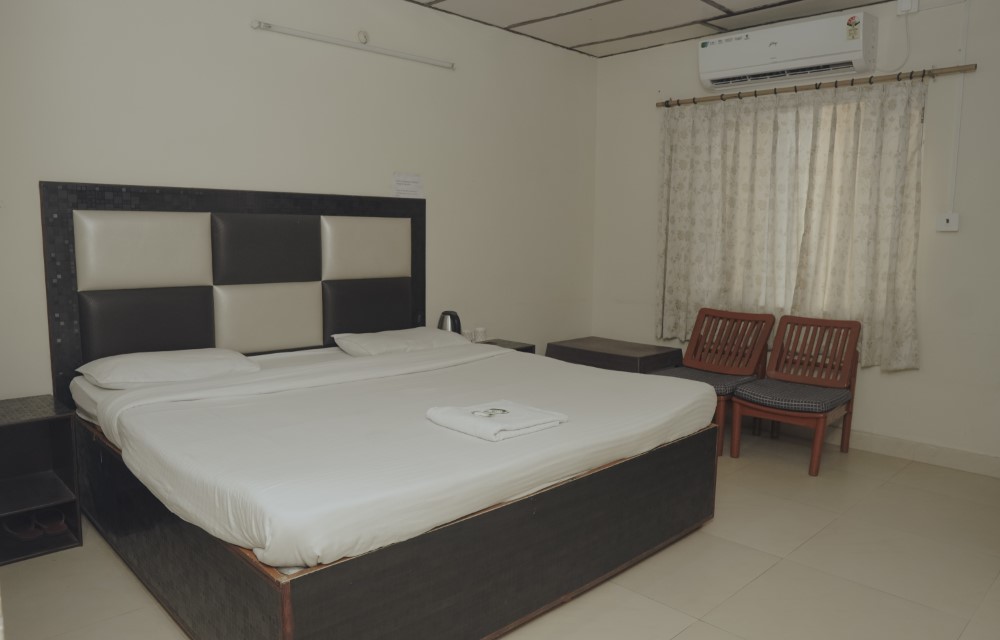 Hotel Country Heights Room Section 3